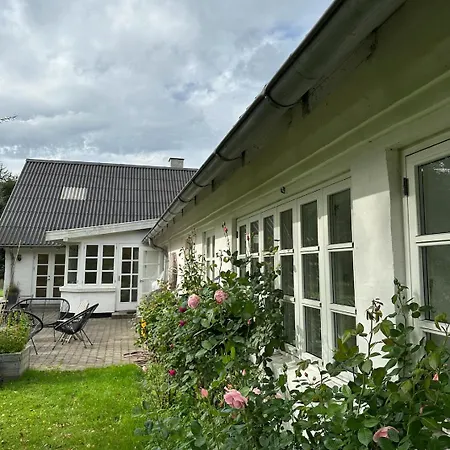 Charmerende Lejlighed Pa Landet Med Privat Skov Bjergby Exterior photo