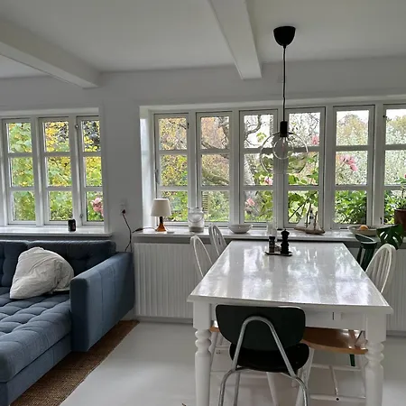 Charmerende Lejlighed Pa Landet Med Privat Skov Bjergby Exterior photo